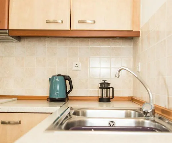 Kampus Living Luxury Complex * Фалираки