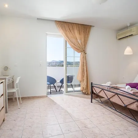 Kampus Living & Apartment *