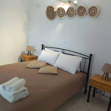 Apartment Kampus Living & Faliraki