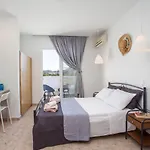 דירה Kampus Living Luxury Complex פליראקי