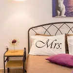 Kampus Living Luxury Complex פליראקי