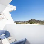 Kampus Living Luxury Complex פליראקי